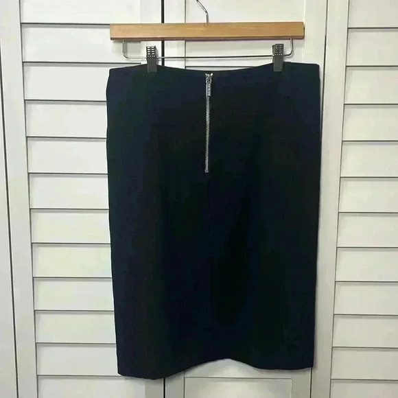 Michael Kors Pencil Skirt Size 8 Black - Picture 5 of 6
